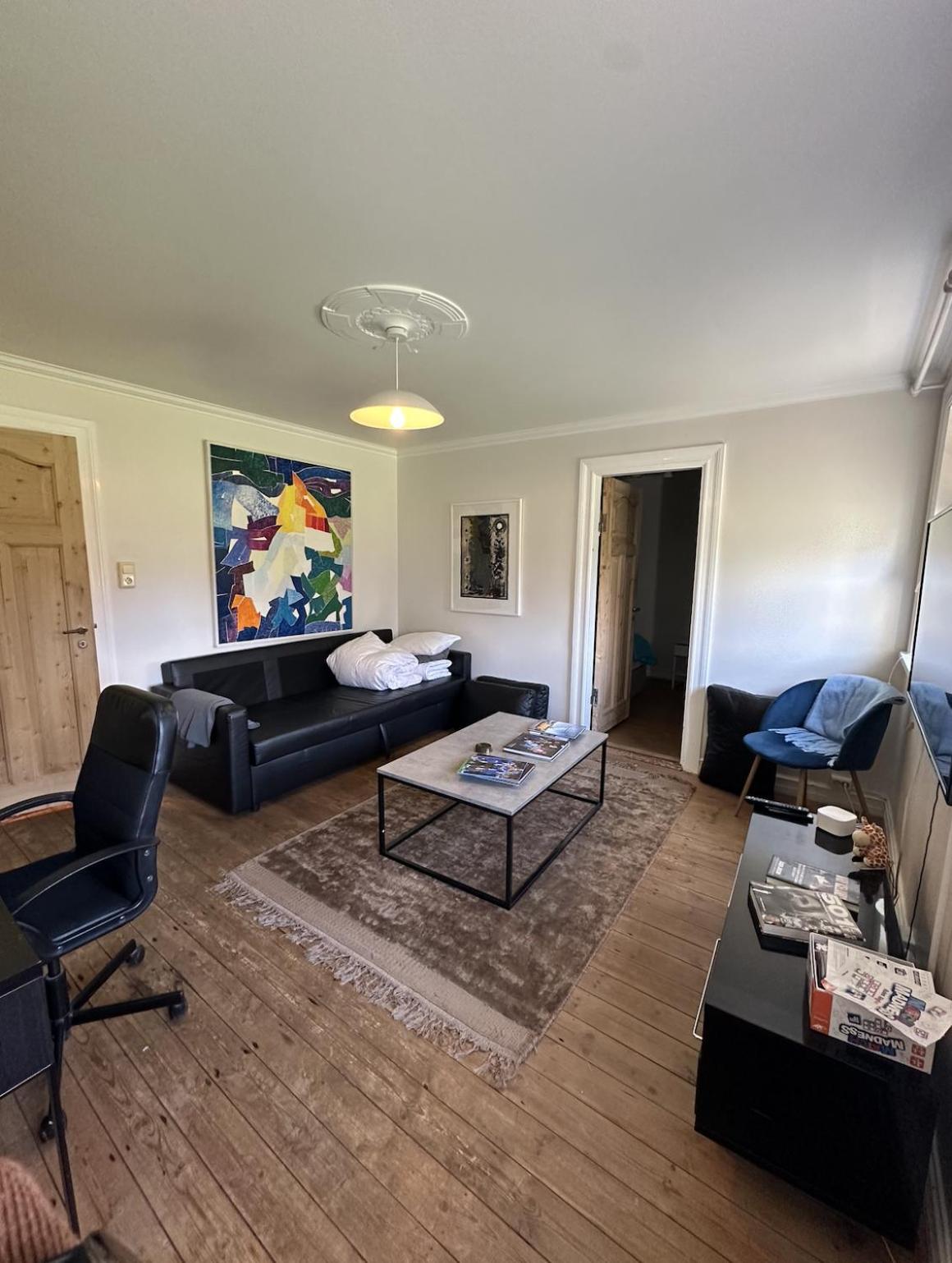 Reykjavik Urban Escape 2-Bedroom Haven With Private Entrance Exterior foto